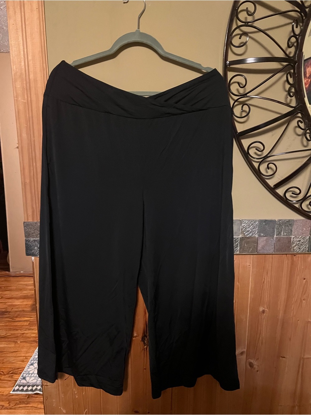 HALARA Black Wide-Leg Cropped Pants with Crossover Waistband